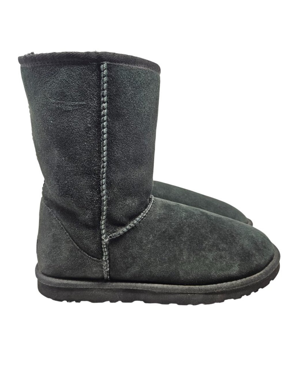 UGG Classic Short II Boots Black Women's Size 12 Sheepskin Suede Winter 5825